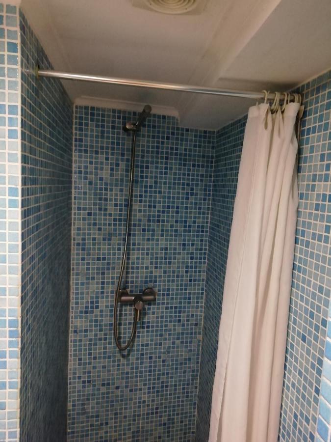 Studio In The Heart Of Alfama Lisboa Exteriör bild